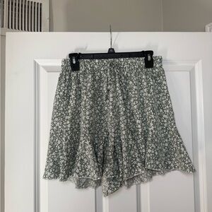 0X Floral Shorts